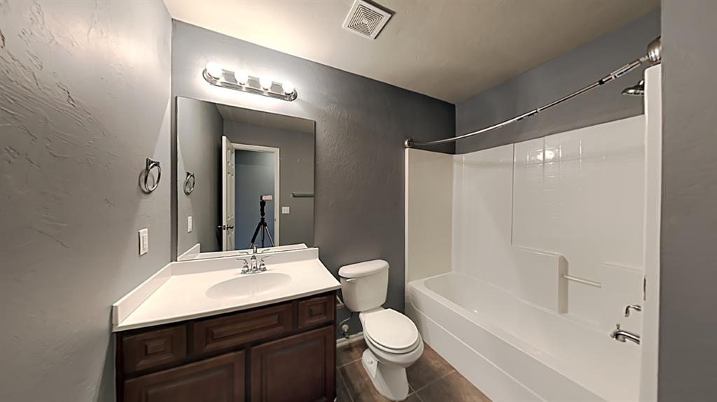 1213 Norway Avenue Property Photo 10