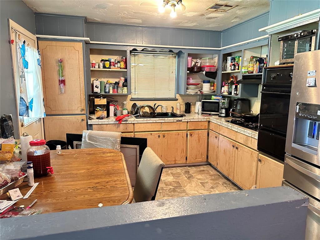 641 Se 73rd Street Property Photo 4