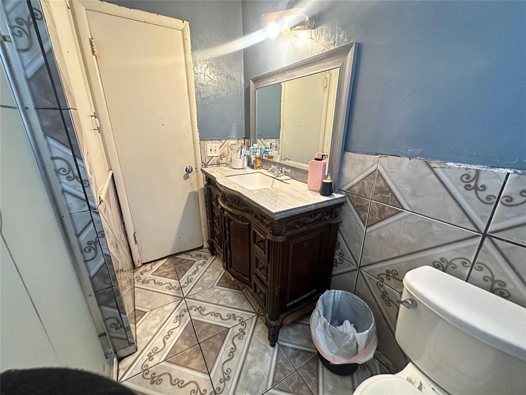 641 Se 73rd Street Property Photo 7