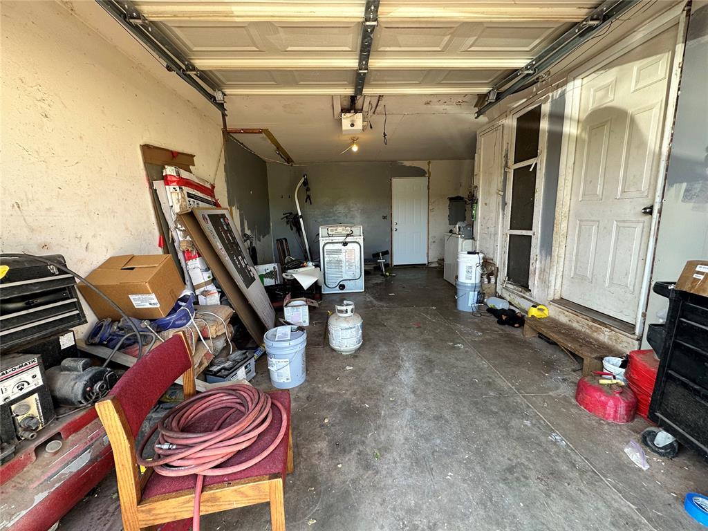 641 Se 73rd Street Property Photo 16