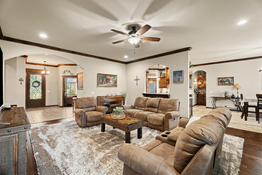 5000 Sw 130th Street Property Photo 4