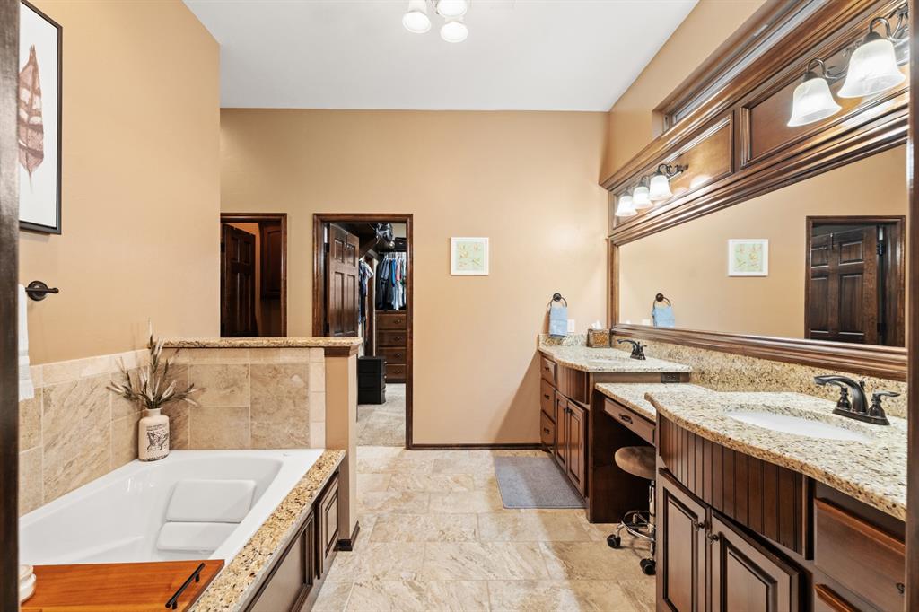5000 Sw 130th Street Property Photo 19