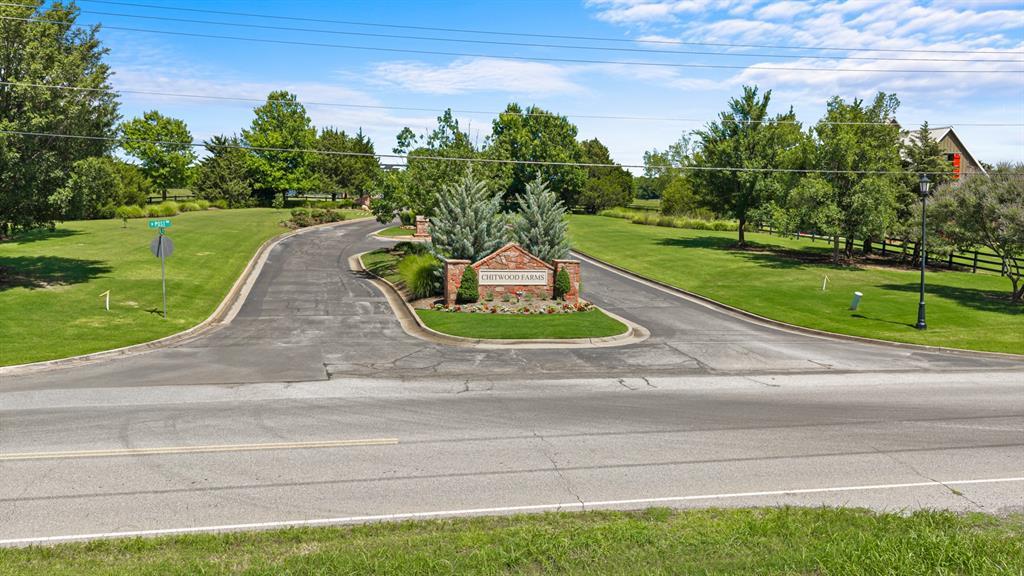 2209 Crestwood Drive Property Photo 44