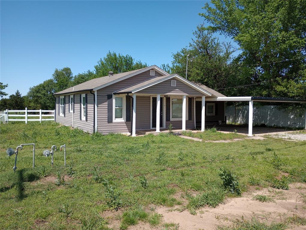 2651 N HARRAH Road Property Photo 1