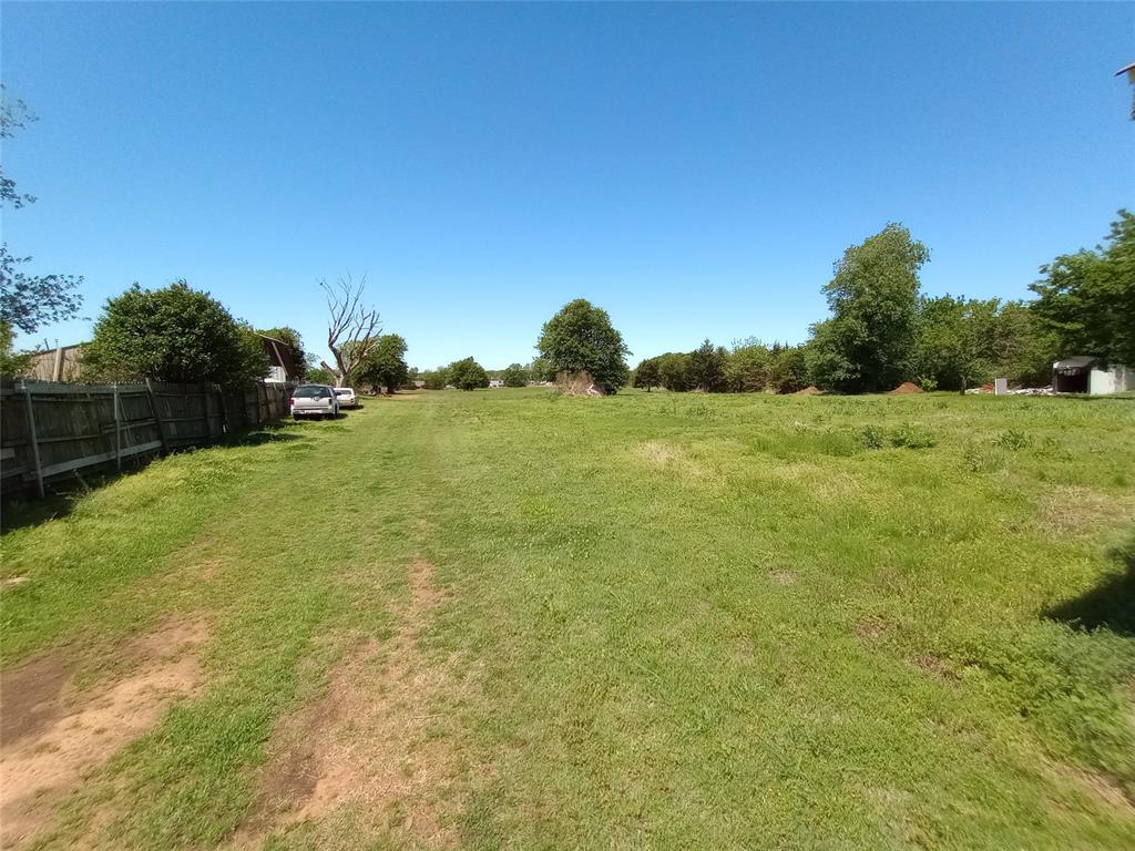 2651 N Harrah Road Property Photo 8