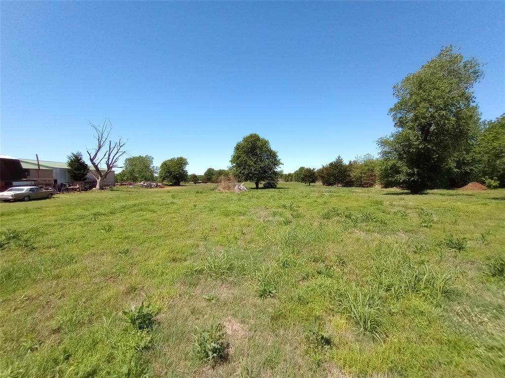 2651 N Harrah Road Property Photo 10