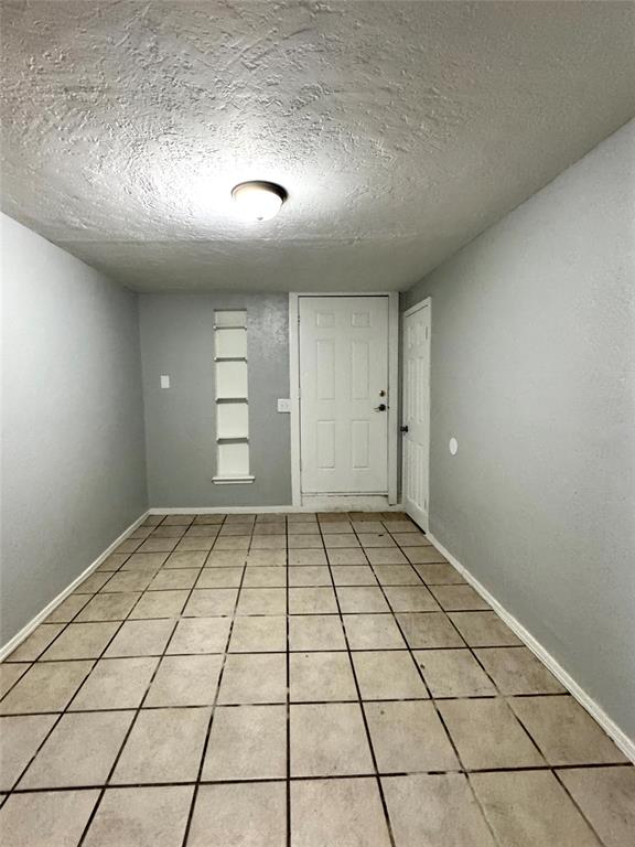 938 Sw 62nd Street Property Photo 4