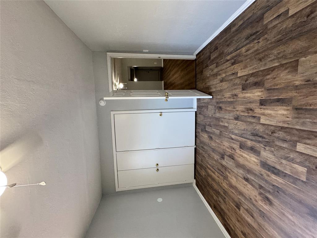 938 Sw 62nd Street Property Photo 9