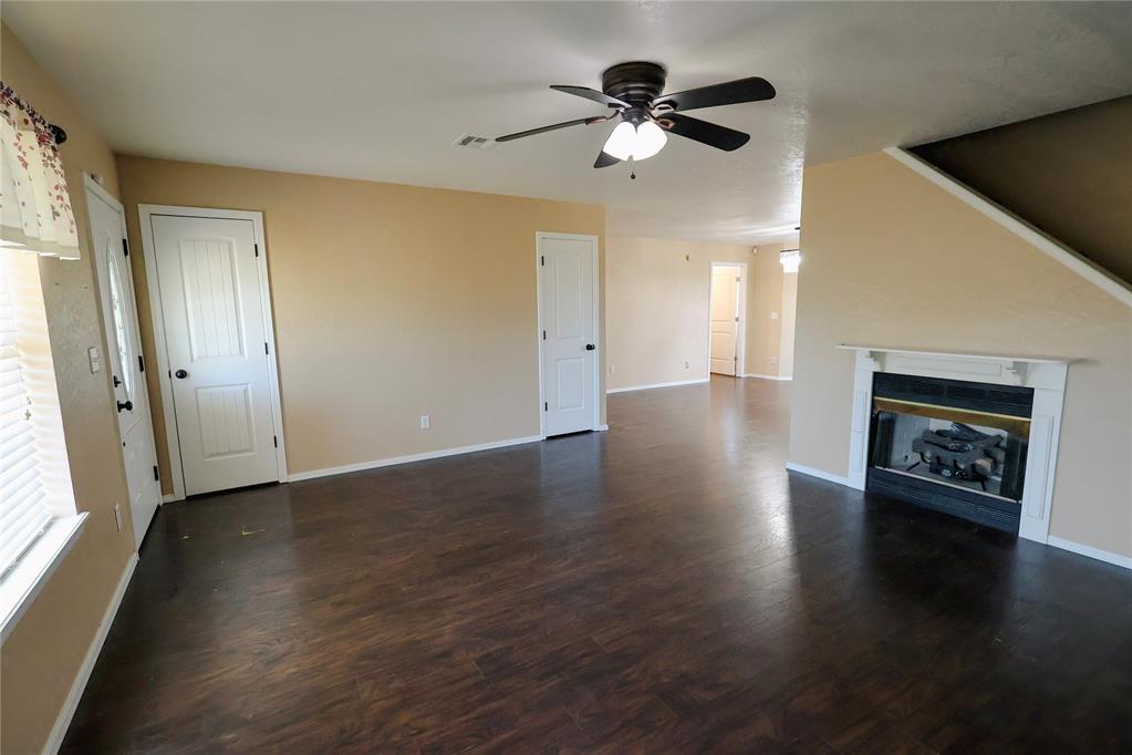339736 E Highline Road Property Photo 5