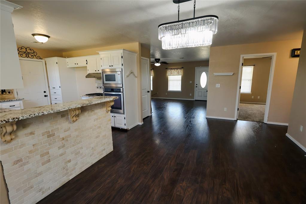 339736 E Highline Road Property Photo 7