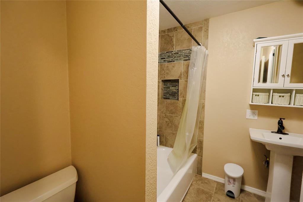 339736 E Highline Road Property Photo 15