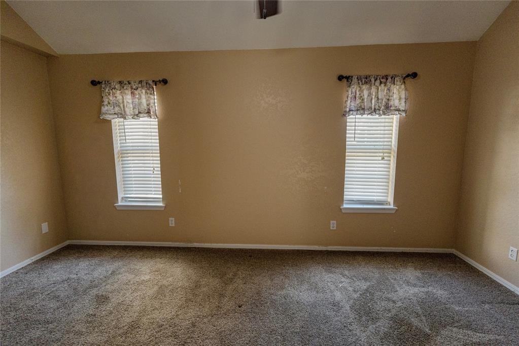 339736 E Highline Road Property Photo 22