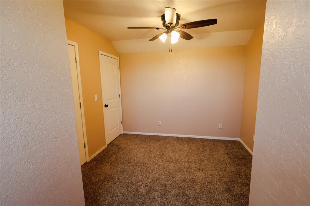 339736 E Highline Road Property Photo 28
