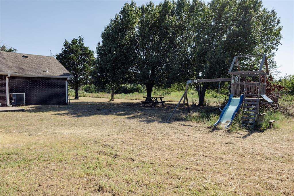 339736 E Highline Road Property Photo 36