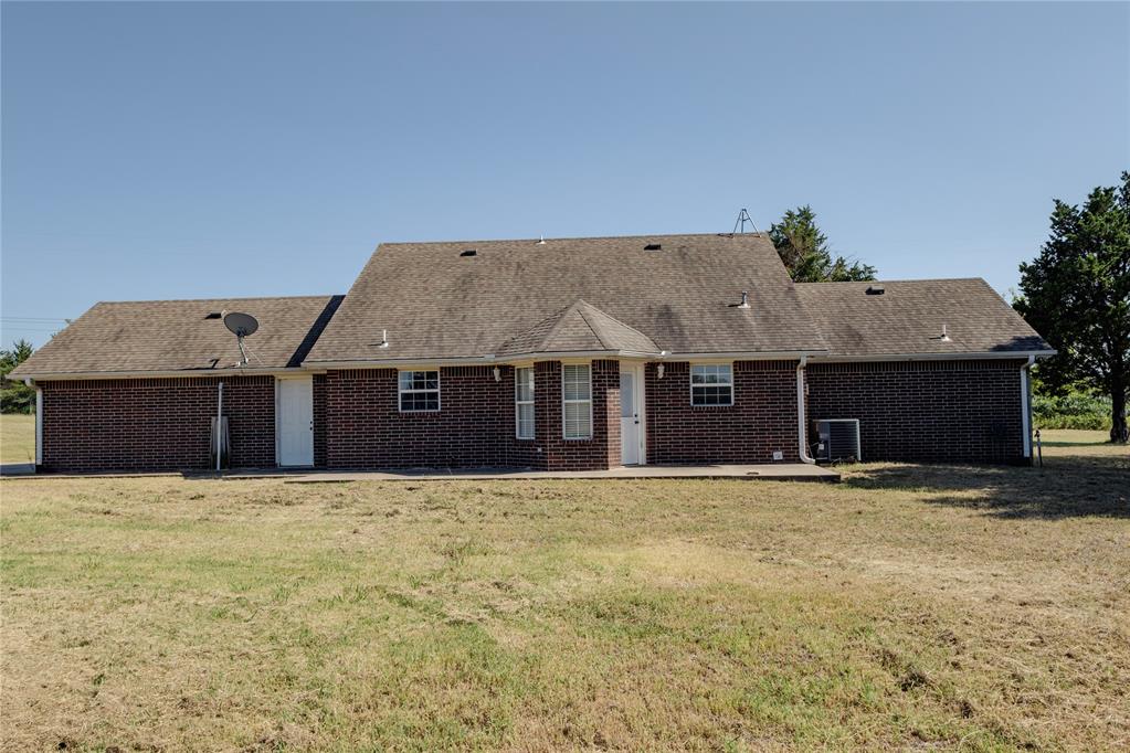 339736 E Highline Road Property Photo 40