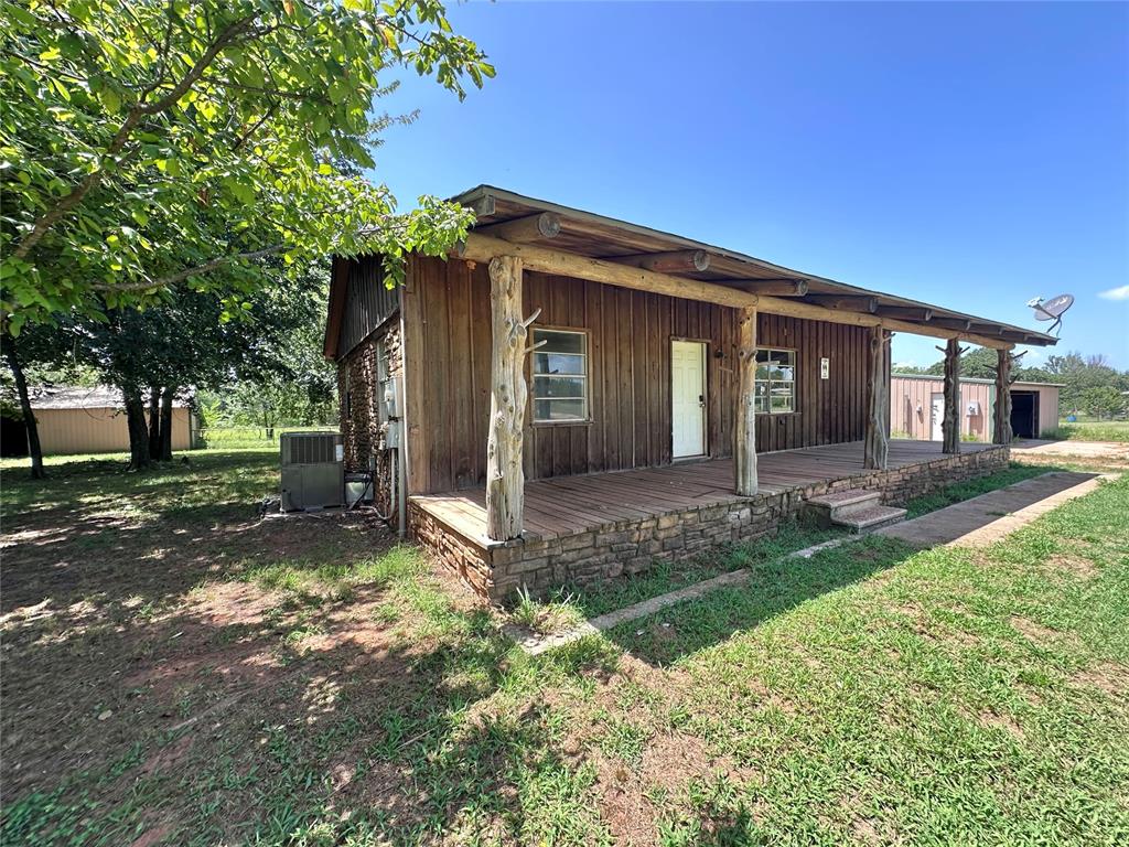 20442 Old Barn Road Property Photo 1