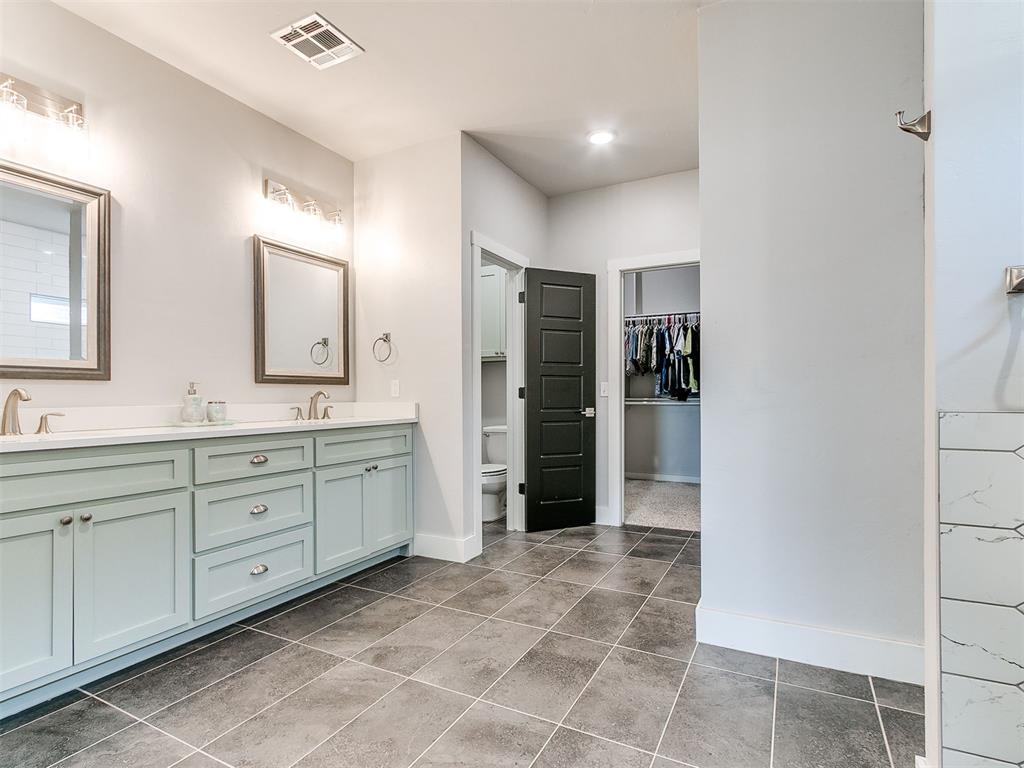 3726 Addison Avenue Property Photo 11