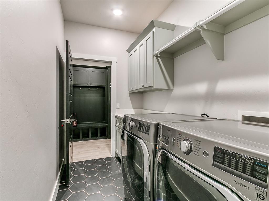 3726 Addison Avenue Property Photo 14