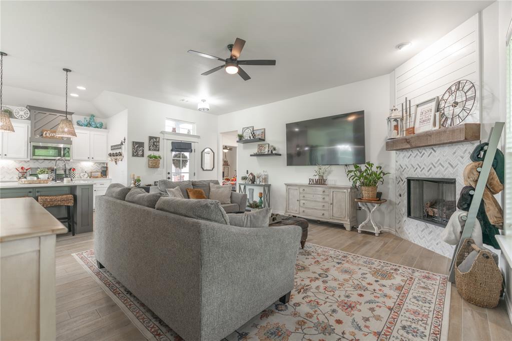 603 Cedar Hill Way Property Photo 8