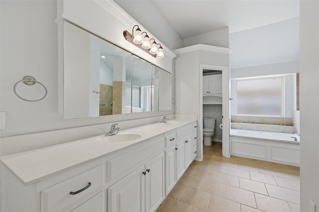 3611 Gullane Drive Property Photo 9