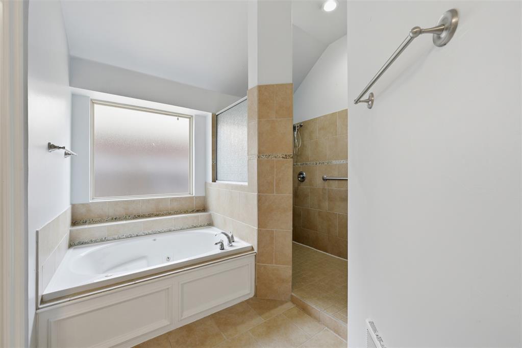 3611 Gullane Drive Property Photo 19