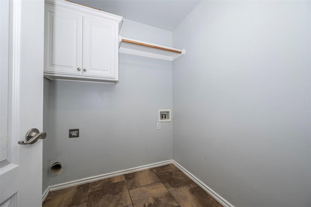 3611 Gullane Drive Property Photo 23