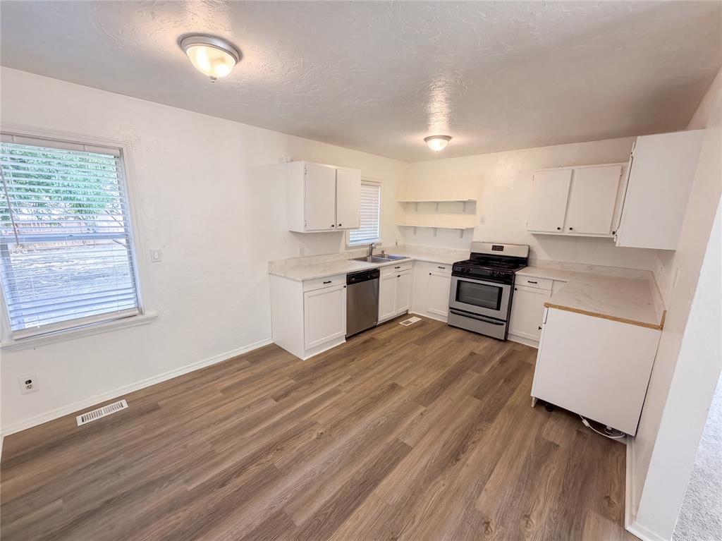 7211 Nw 45th Street Property Photo 2