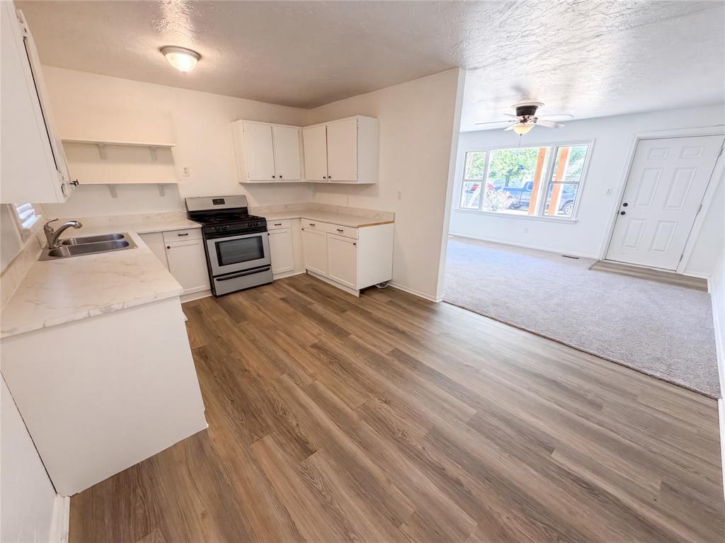 7211 Nw 45th Street Property Photo 7