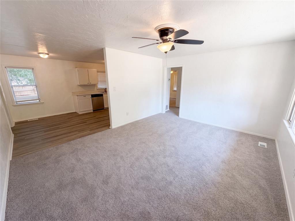 7211 Nw 45th Street Property Photo 9