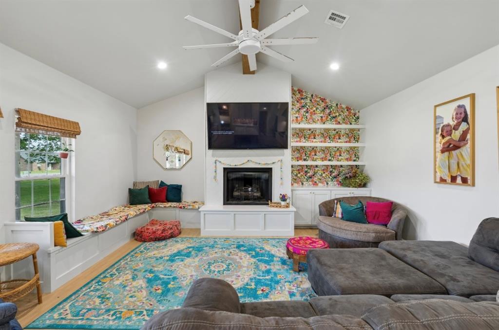 32700 Tincup Drive Property Photo 4