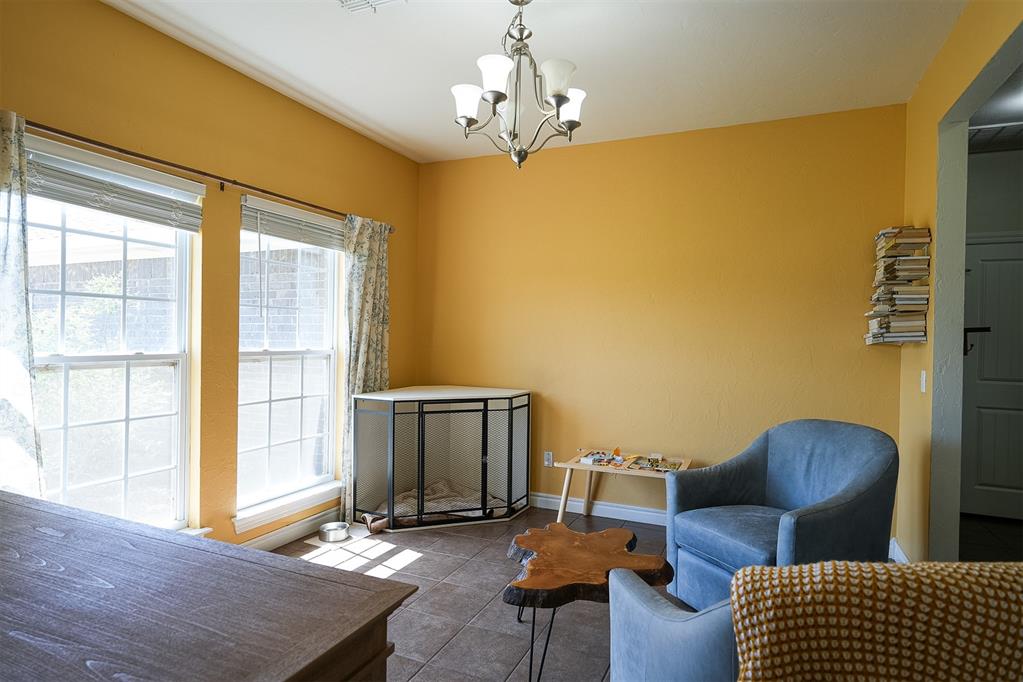 2819 Deer Run Property Photo 8
