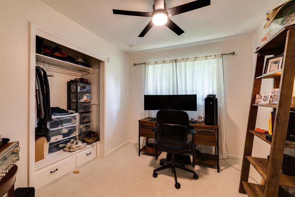 1101 Woodlawn Place Property Photo 30