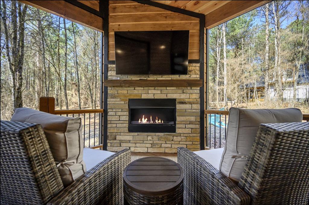 135 Dogwood Blossom Trail Property Photo 24