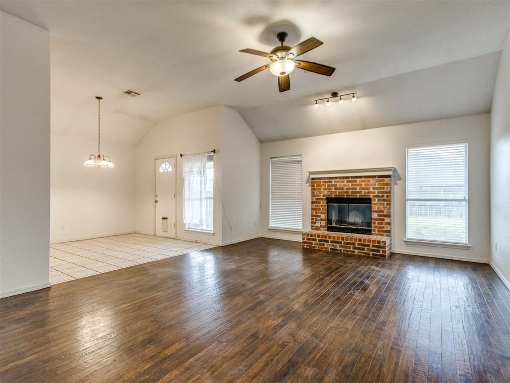 1240442 Property Photo 7