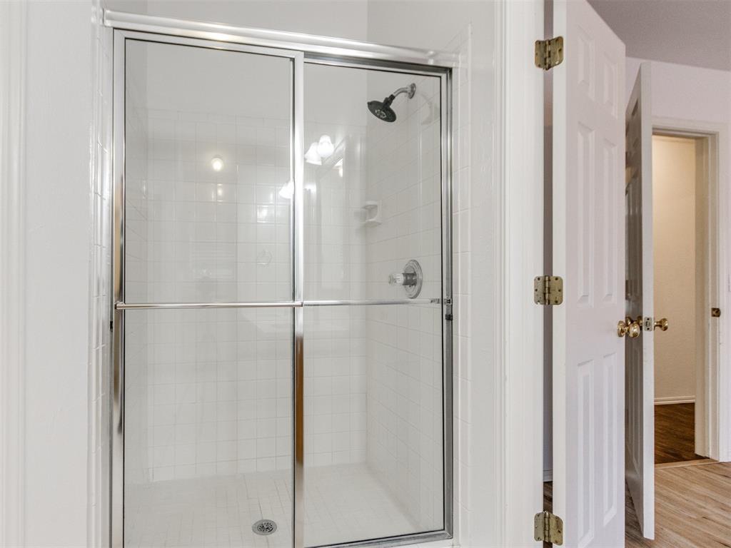 1240442 Property Photo 21