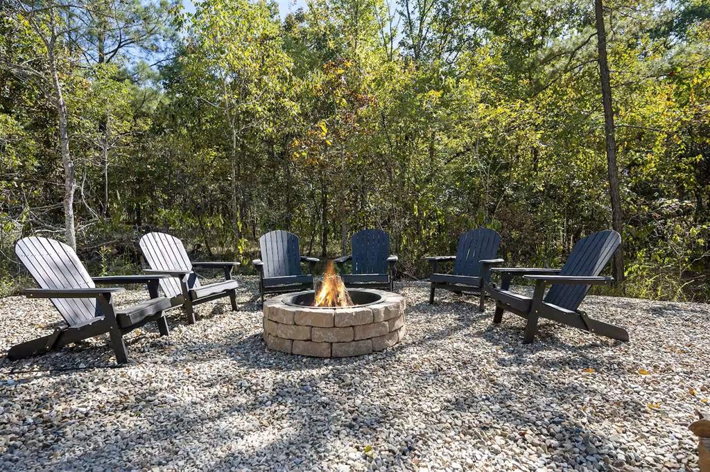 48 George William Forest Trail Property Photo 34
