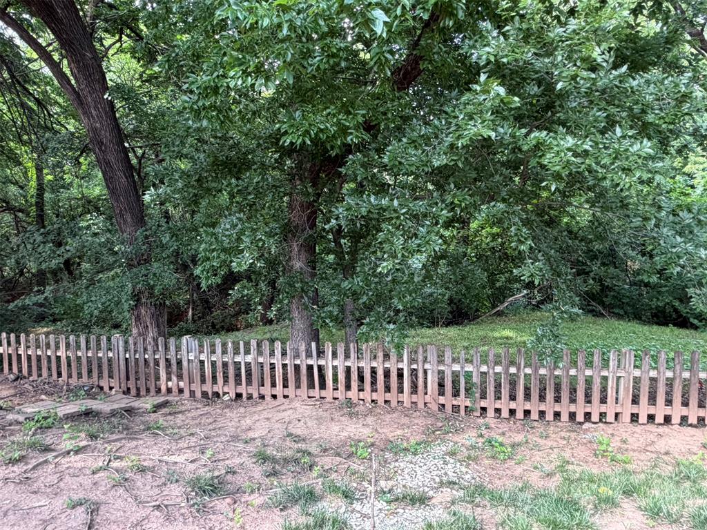 1801 Del Simmons Drive Property Photo 18