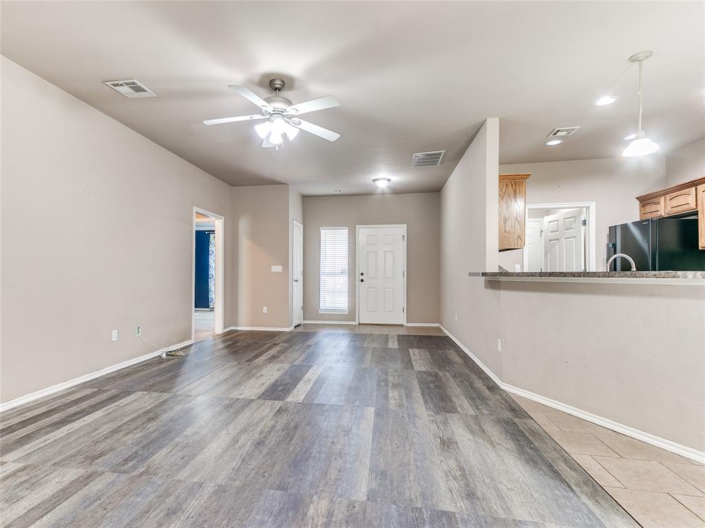 404 S Castle Ridge Lane Property Photo 18