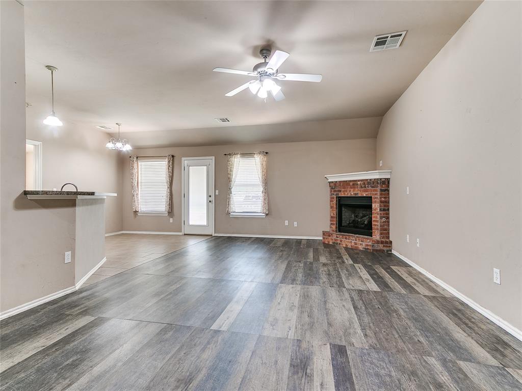 404 S Castle Ridge Lane Property Photo 19