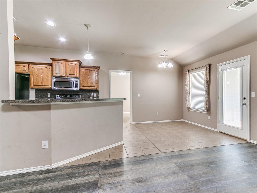 404 S Castle Ridge Lane Property Photo 20