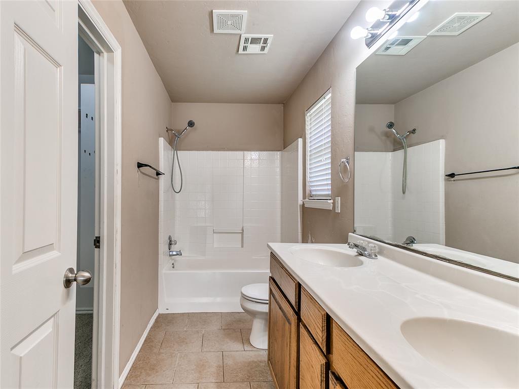 404 S Castle Ridge Lane Property Photo 24