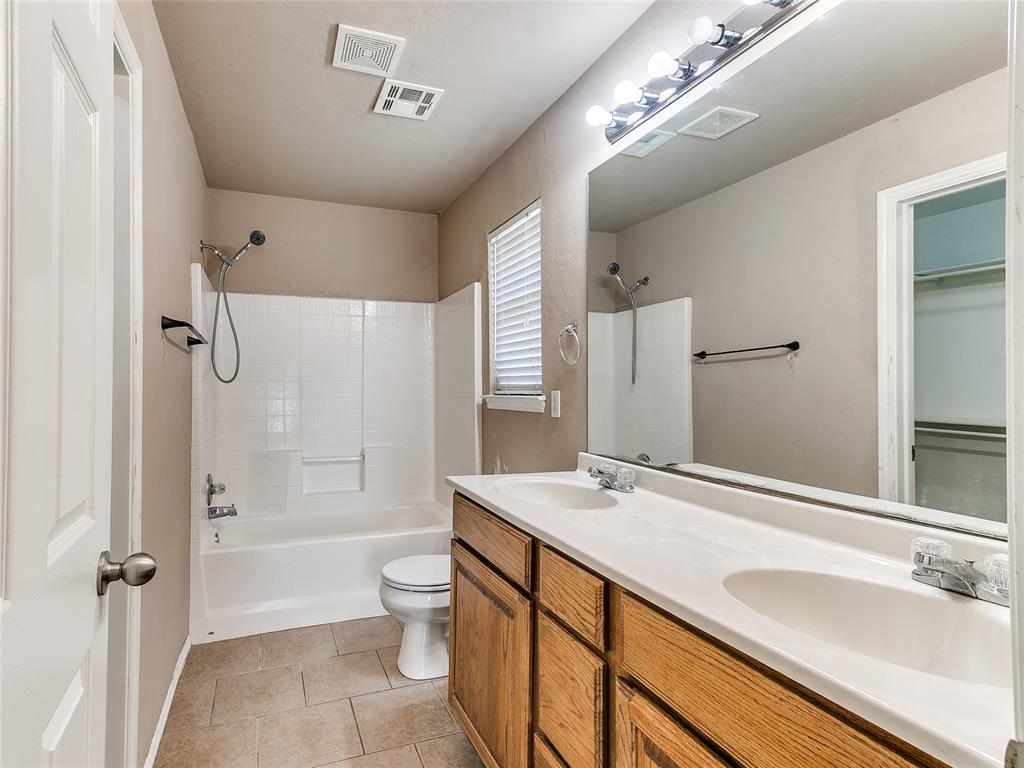 404 S Castle Ridge Lane Property Photo 25
