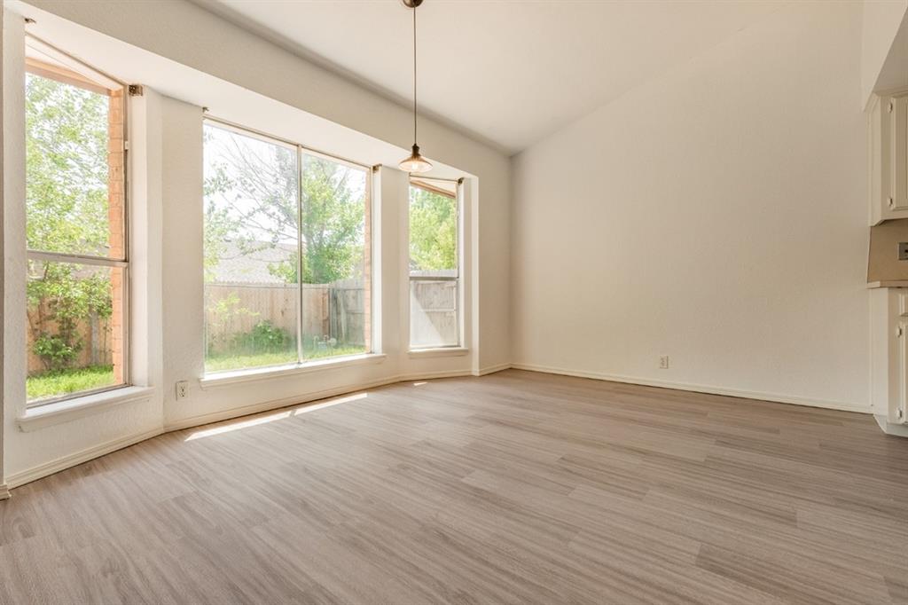 1006 W Neptune Road Property Photo 4