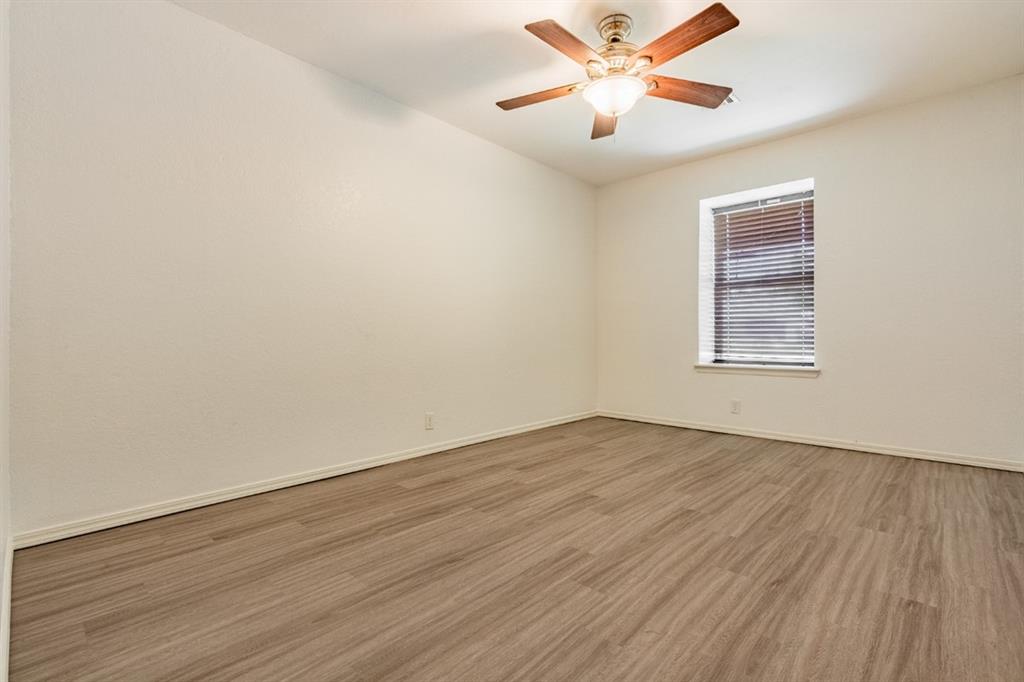 1006 W Neptune Road Property Photo 10
