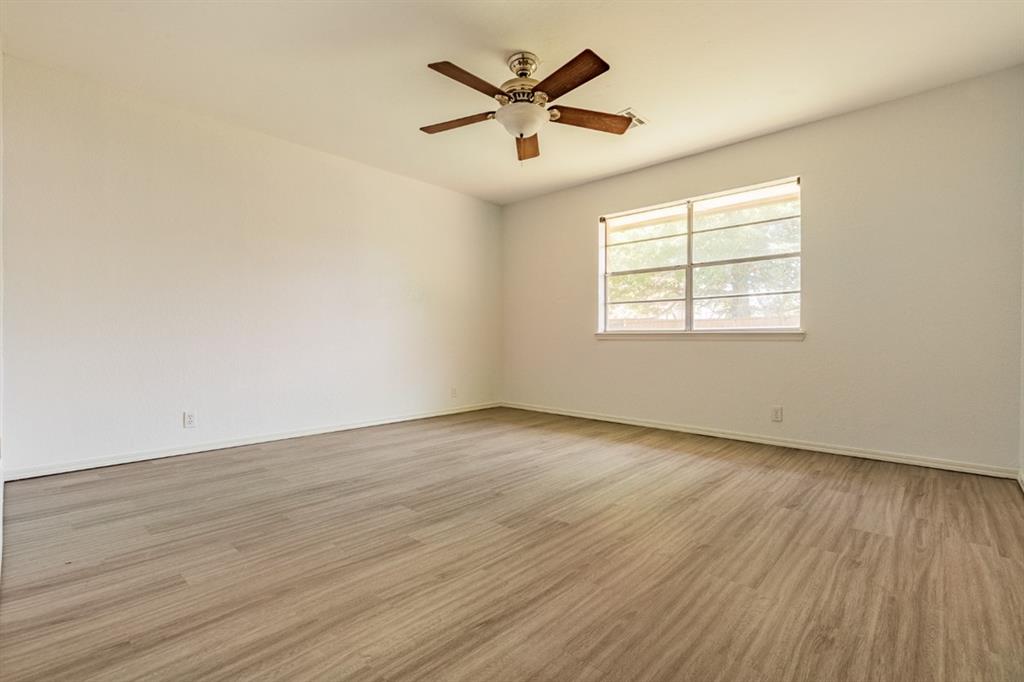 1006 W Neptune Road Property Photo 11