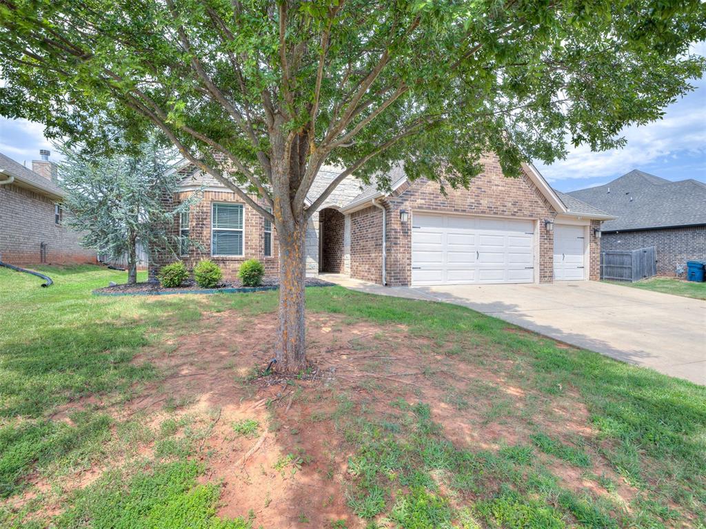 2409 Santa Monica Drive Property Photo 17