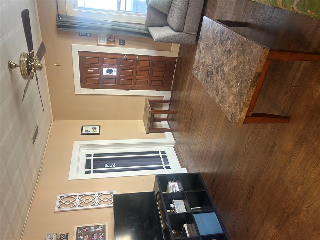 518 S Penn Avenue Property Photo 6