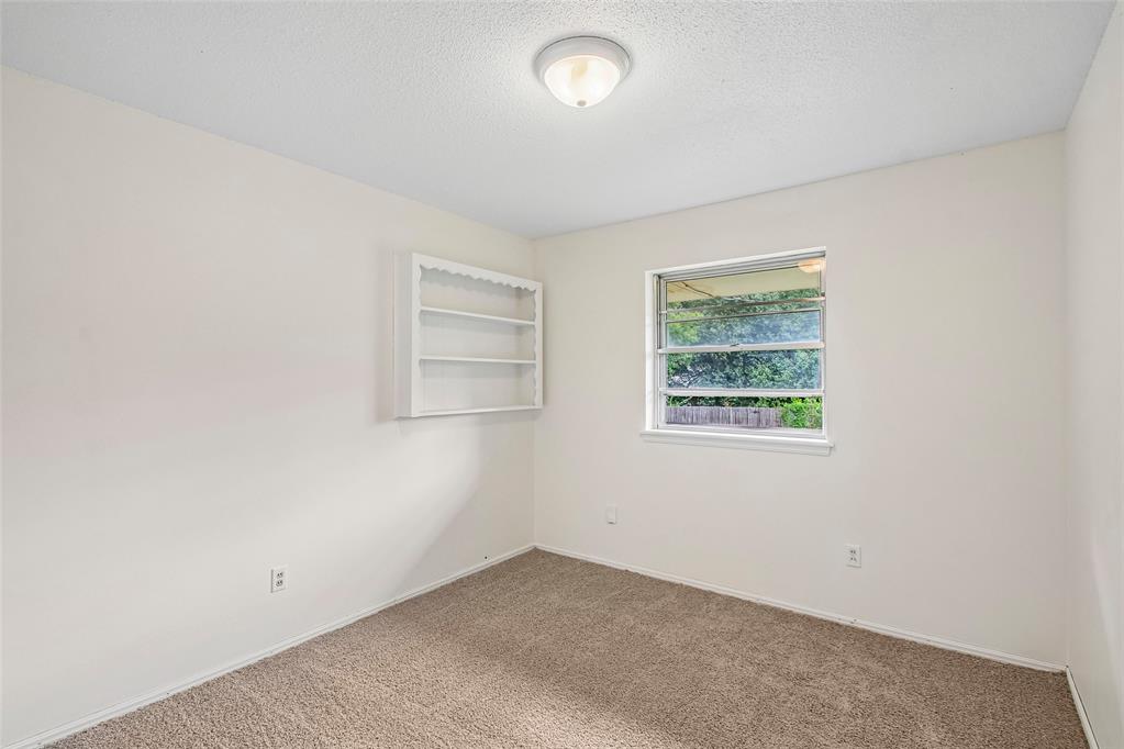 3504 N Ann Arbor Place Property Photo 4