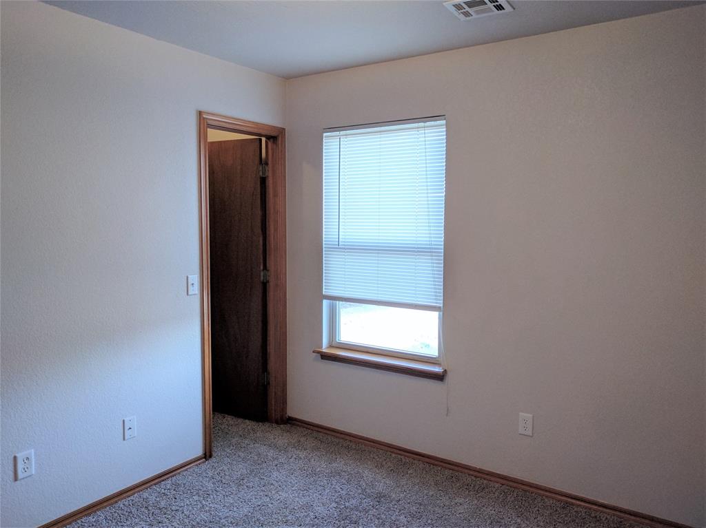 2821 East Lake Drive Property Photo 4