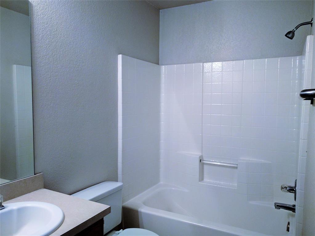 2821 East Lake Drive Property Photo 6